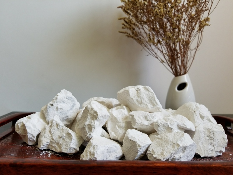 生石灰，氧化钙，块状，规格1-8cm，钙含量：80.jpg